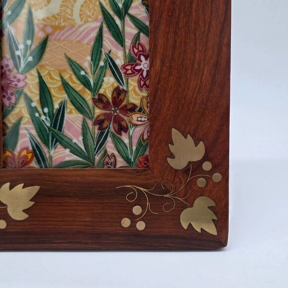 Handcrafted Wooden Photo Frame With Brass Inlay Vine Leaf Design 3.5x5.5 Inch - Picture 4 of 11